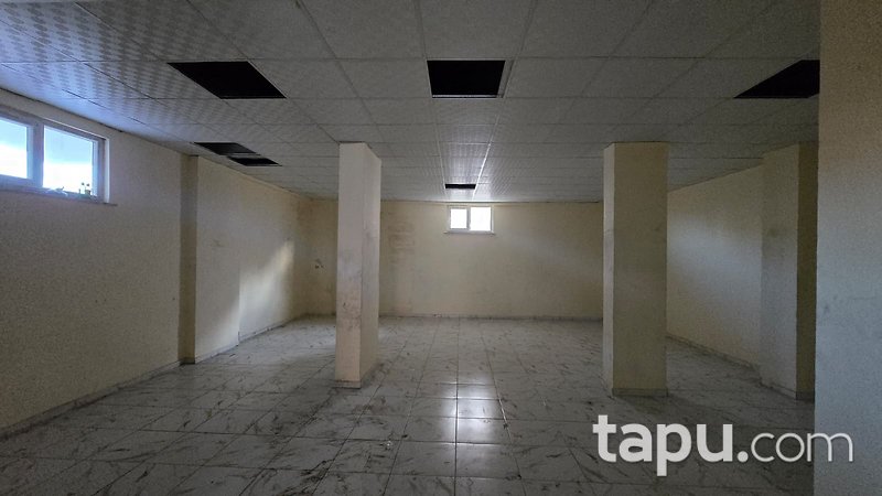 Karatay Sarı Yakup Caddesi'nde 239 m2 Köşe Dükkan