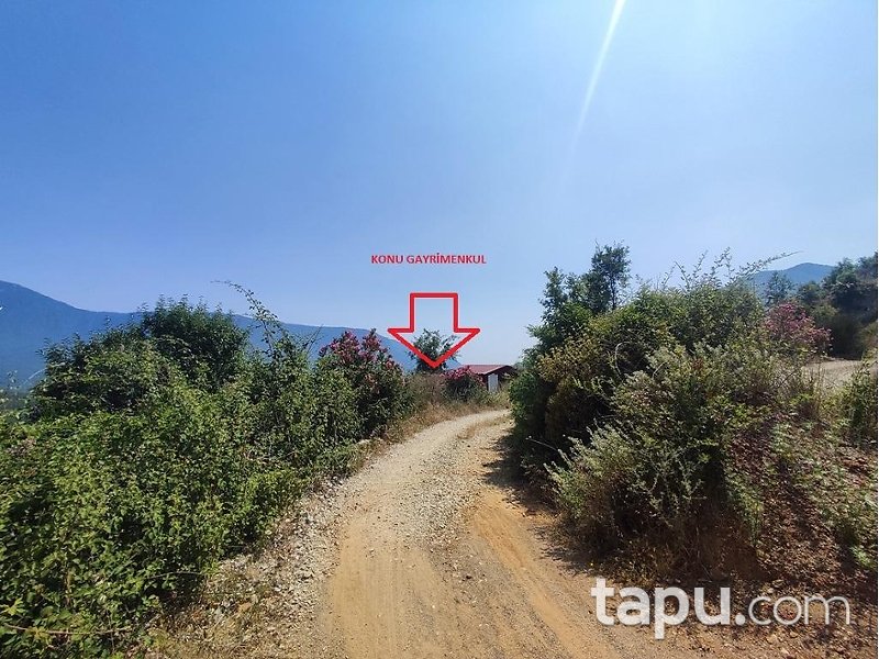 Alanya Akçatı'da Hisseli 1.334 m2 Tarla