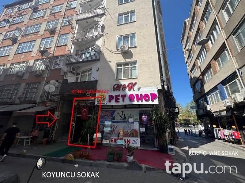 Fatih Şehremini'de 70 m2 Dükkan