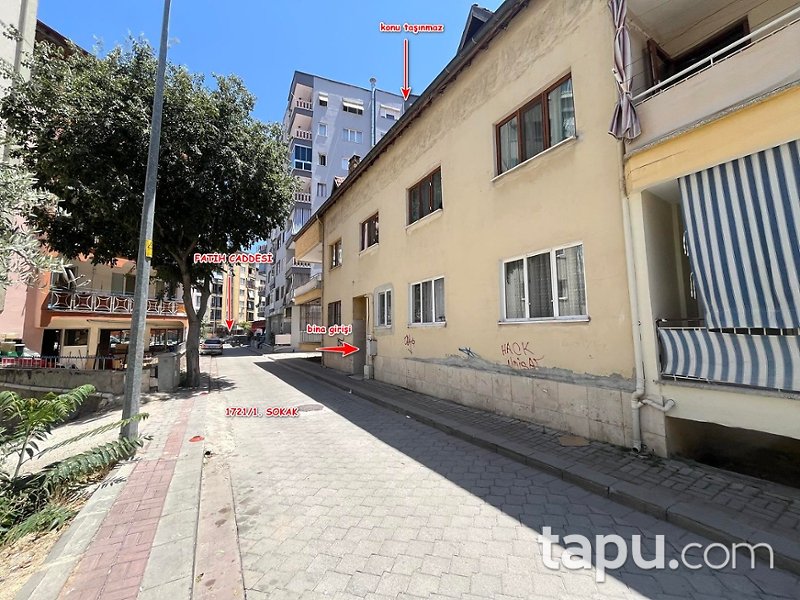 Denizli Merkezefendi Karaman'da Hisseli 3 Katlı Bina