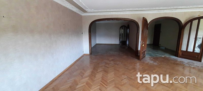 Nişantaşı Abdi İpekçi Caddesi Polat Palas'ta 4+1 Otoparklı Daire