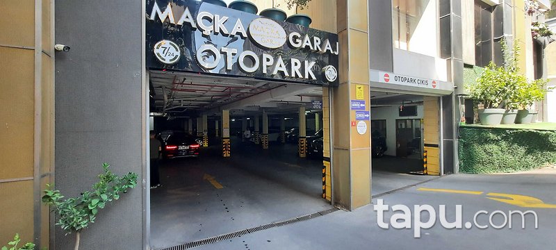 Nişantaşı Abdi İpekçi Caddesi Polat Palas'ta 4+1 Otoparklı Daire