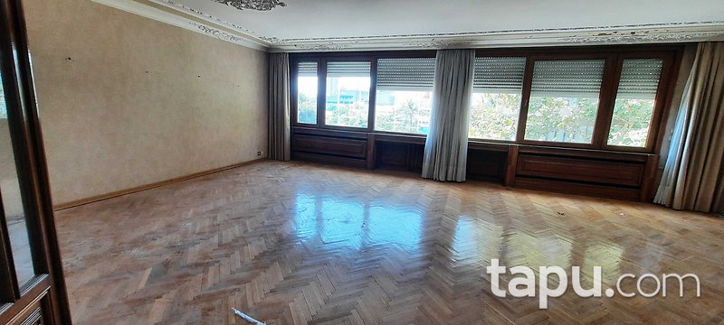 Nişantaşı Abdi İpekçi Caddesi Polat Palas'ta 4+1 Otoparklı Daire