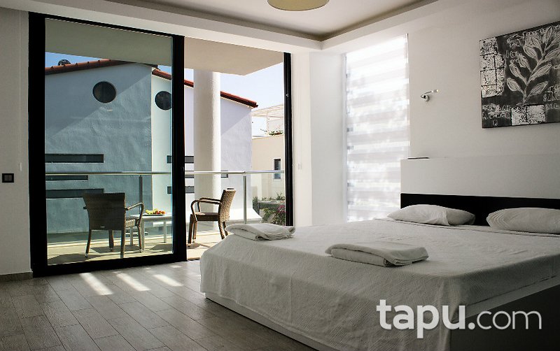 Kalkan’da Havuzlu 2+1 Villa Konforunda Yaşam