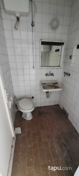 Çiftlikköy Aydınkent Sitesi'nde 1+1 Daire