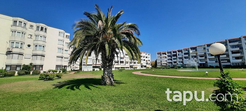 Çiftlikköy Aydınkent Sitesi'nde 1+1 Daire