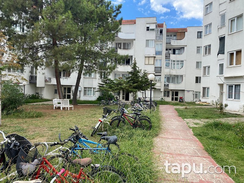 Çiftlikköy Aydınkent Sitesi'nde 1+1 Daire