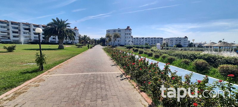 Çiftlikköy Aydınkent Sitesi'nde 1+1 Daire
