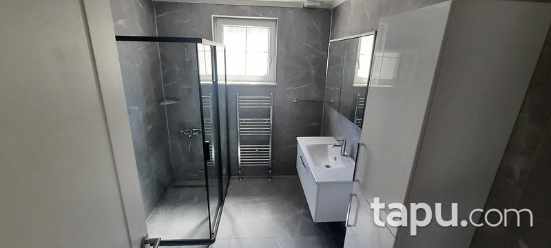KİRALIK-Miramar Evleri A Blok – Büyükçekmece’de 7+1 Lüks Villa