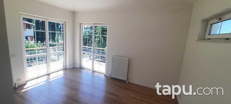 KİRALIK-Miramar Evleri A Blok – Büyükçekmece’de 7+1 Lüks Villa