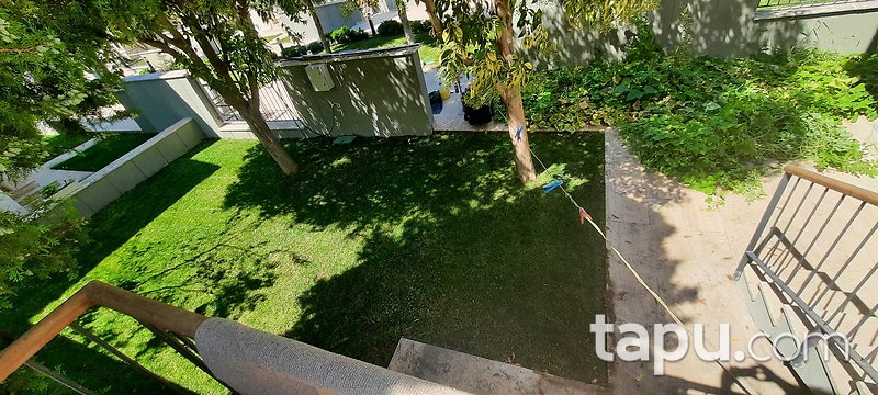KİRALIK-Miramar Evleri A Blok – Büyükçekmece’de 7+1 Lüks Villa