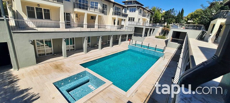 KİRALIK-Miramar Evleri B Blok – Büyükçekmece’de 7+1 Lüks Villa