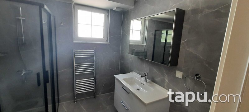 KİRALIK-Miramar Evleri B Blok – Büyükçekmece’de 7+1 Lüks Villa