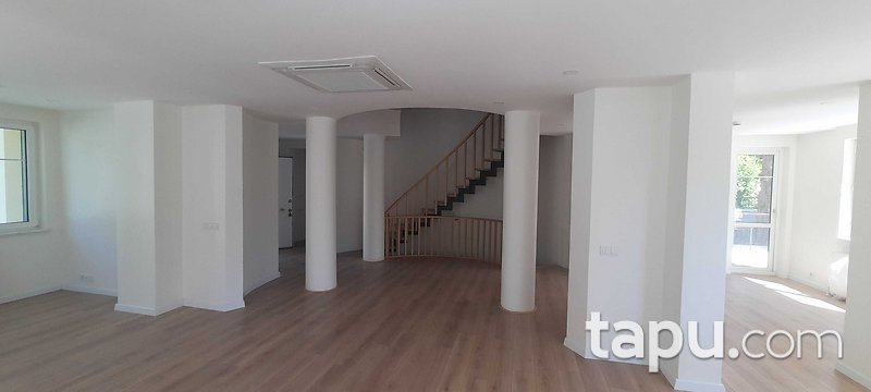 KİRALIK-Miramar Evleri C Blok – Büyükçekmece’de 7+1 Lüks Villa