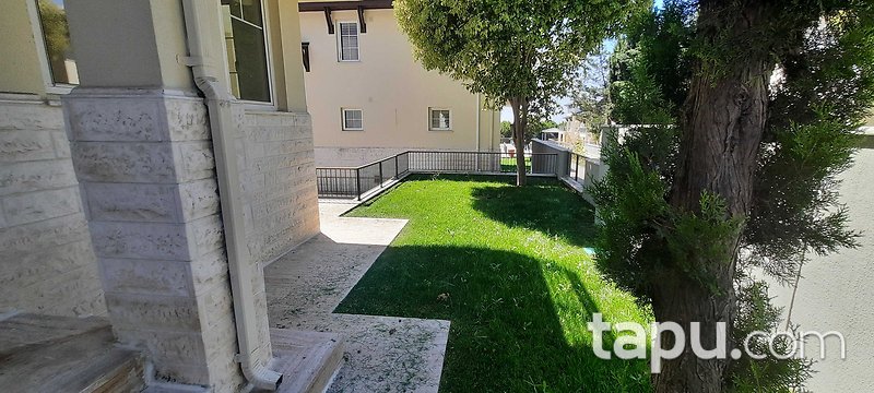 KİRALIK-Miramar Evleri C Blok – Büyükçekmece’de 7+1 Lüks Villa