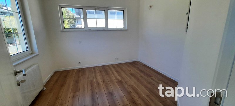 KİRALIK-Miramar Evleri D Blok – Büyükçekmece’de 7+1 Lüks Villa
