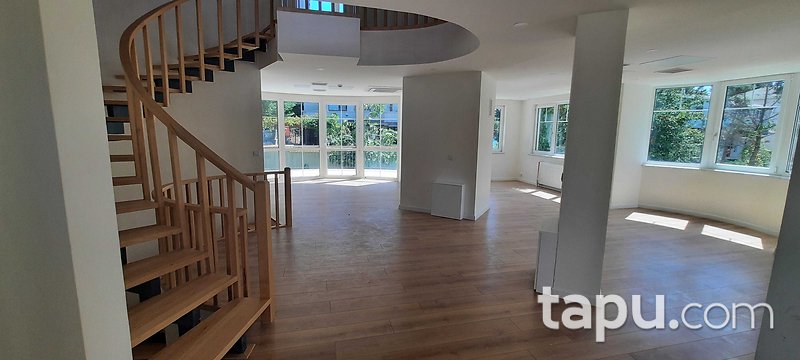 KİRALIK-Miramar Evleri D Blok – Büyükçekmece’de 7+1 Lüks Villa