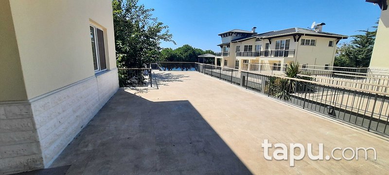 KİRALIK-Miramar Evleri D Blok – Büyükçekmece’de 7+1 Lüks Villa