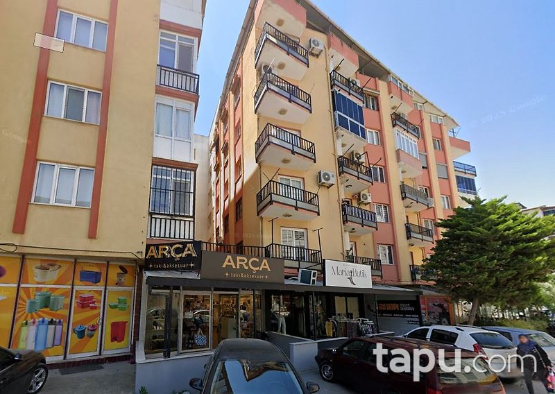 İzmir Torbalı'da 60 m2 Dükkan