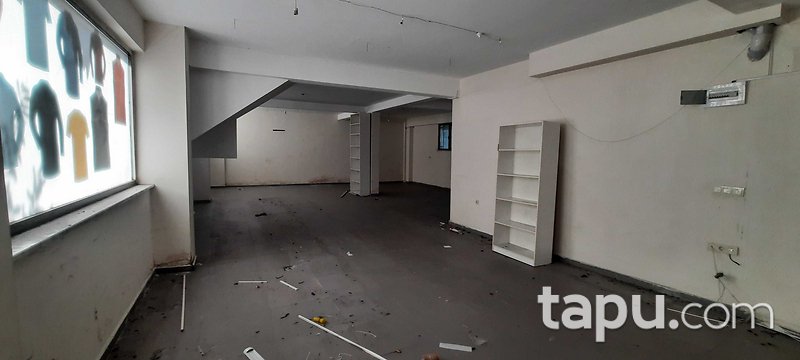 Bağcılar Göztepe Mahallesi'nde 176 m2 Dükkan