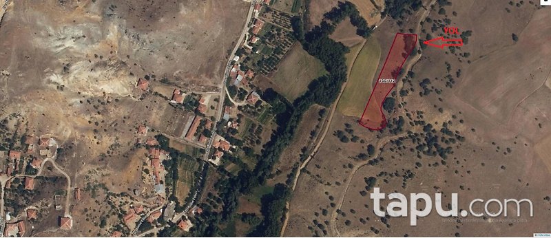 Çorum Alaca Evci'de 4.460 m2 Tarla