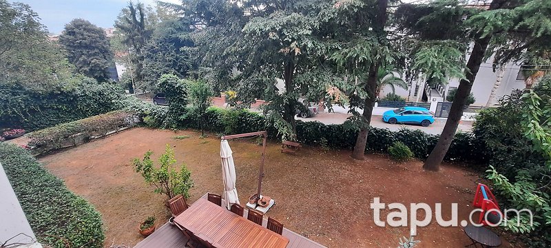 Yeniköy'de 4+1 Ferah Daire