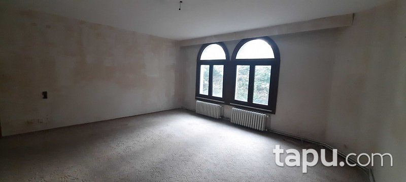 Yeniköy'de 4+1 Ferah Daire