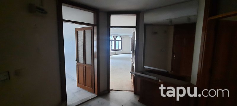 Yeniköy'de 4+1 Ferah Daire