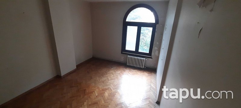 Yeniköy'de 4+1 Ferah Daire