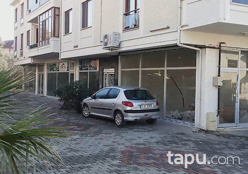 Sakarya Pamukova Elperek Mahallesi'nde Köşe Başı 130 m2 Dükkan