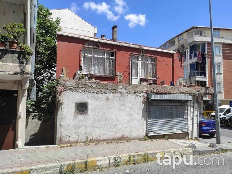 Bağcılar Hürriyet Mahallesi'nde 2 Katlı Bina ( AS-00970)