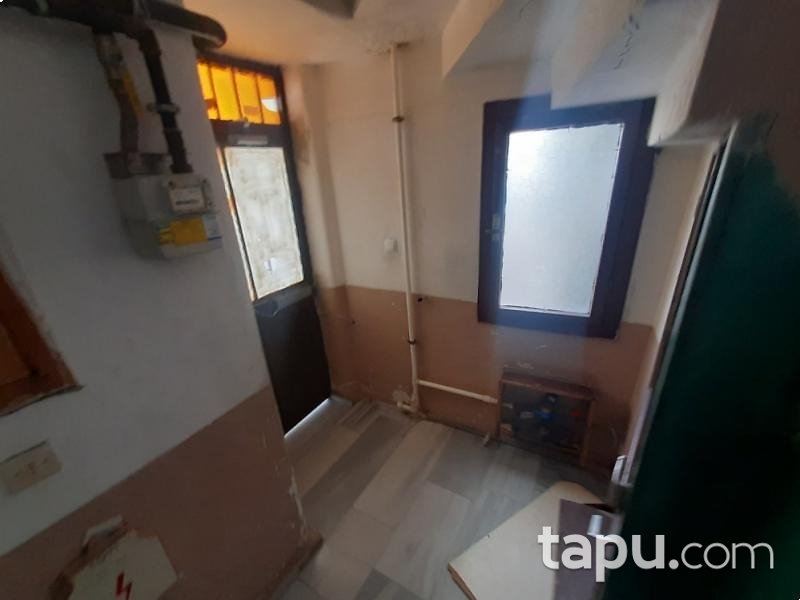 Kartal Hürriyet Mahallesi'nde 4 Katlı Bina (BS-02238)
