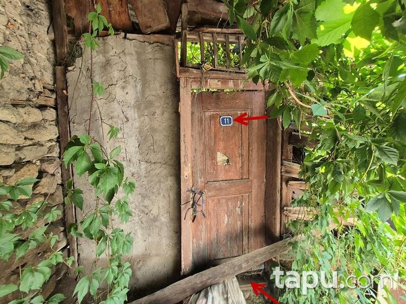 Ankara Beypazarı'nda 2 Katlı Avlulu Ahşap Ev ( BS-00294)