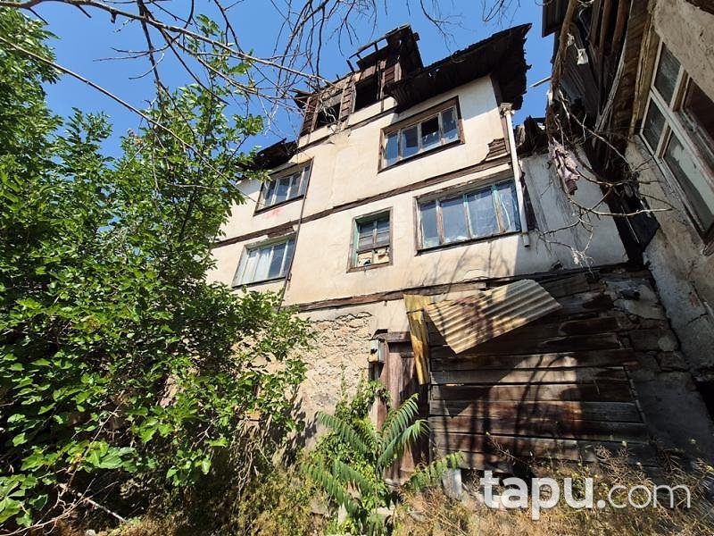 Ankara Beypazarı'nda 2 Katlı Avlulu Ahşap Ev ( BS-00294)