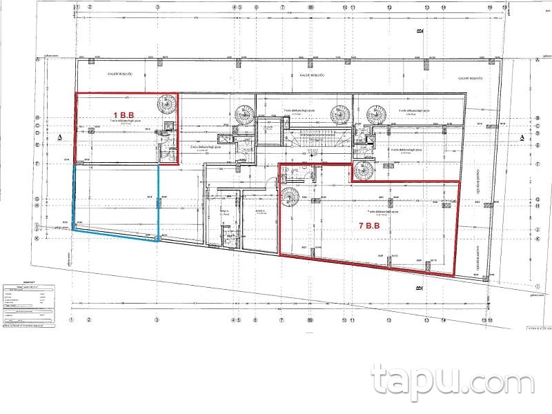 Burdur Bucak Okullar Cadde'sinde 280 m2 Dükkan (BS-03679)