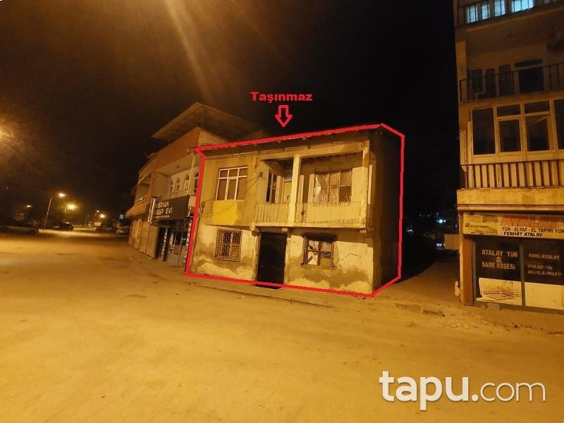 Kahramanmaraş Afşin'de İki Katlı Kerpiç Ev ( BS-00833)