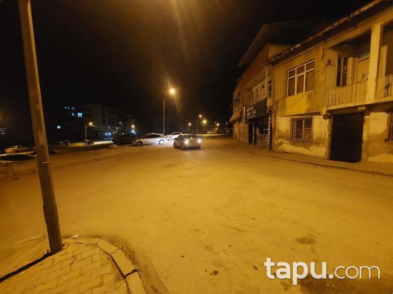 Kahramanmaraş Afşin'de İki Katlı Kerpiç Ev ( BS-00833)