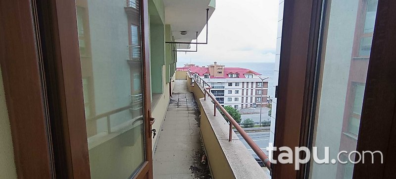 Akçaabat Sahil Yolu Orta Caddesi'ne Cepheli 3+1 Daire