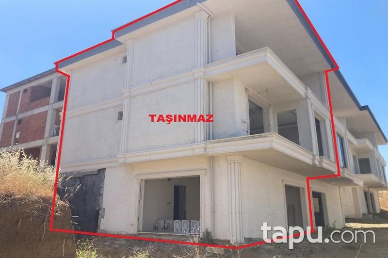 Bursa Gemlik Hasanbey Konakları Sitesi'nde Natamam Tripleks Daire