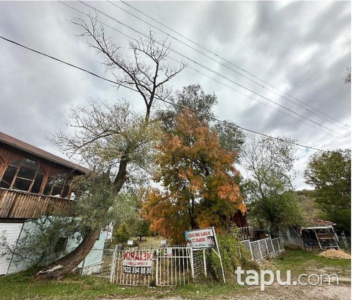 Çorum Merkez Kuşsaray'da Havuz Yem Deposu Bakıcı Evi Ve Kuluçkahane