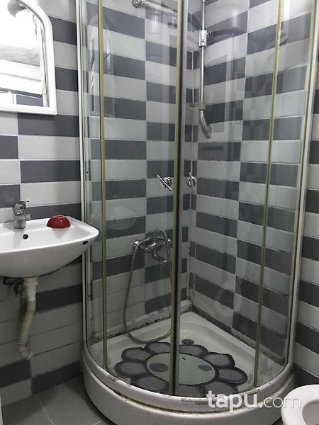 Fatih Aksaray'da Merkezi Konumda 1+1 Daire