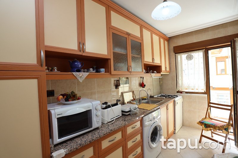 KİRALIK-Mecidiyeköy Meriç Sitesi'nde Bakımlı 3+1 Eşyalı Daire