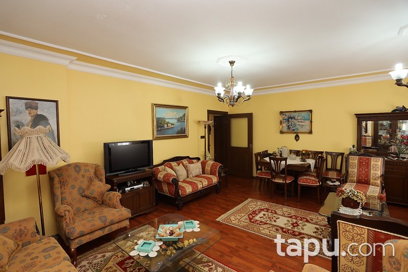 KİRALIK-Mecidiyeköy Meriç Sitesi'nde Bakımlı 3+1 Eşyalı Daire