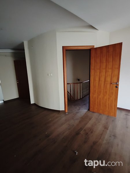 Bursa Nilüfer Paris Evleri'nde 4+1 Dubleks Daire
