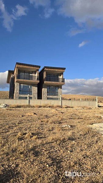 Konya Selçuklu Beyhekim'de 4+1 Villa