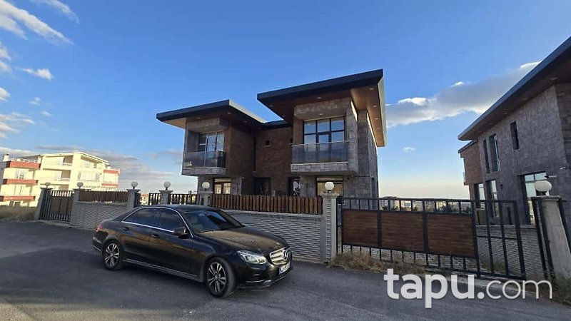 Konya Selçuklu Beyhekim'de 4+1 Villa