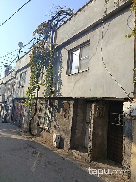 Dulkadiroğlu Bağlarbaşı'nda Tek Katlı Bina Ve Arsası