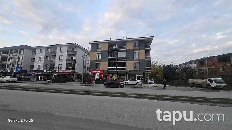 Düzce Aziz Yıldırım Bulvarı'nda 62 m2 Dükkan