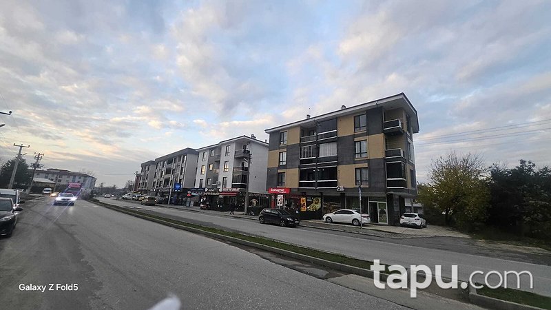 Düzce Aziz Yıldırım Bulvarı'nda 62 m2 Dükkan