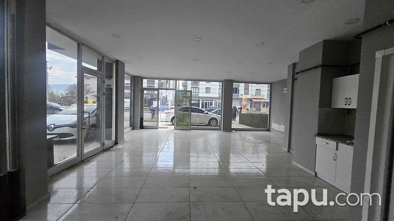 Düzce Aziz Yıldırım Bulvarı'nda 62 m2 Dükkan